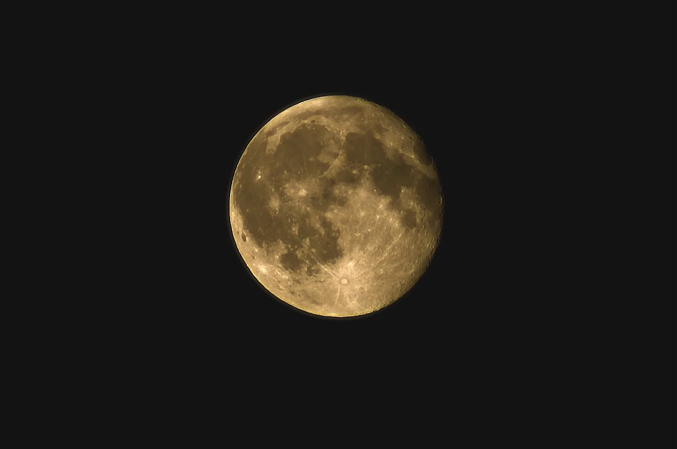 Eifelmond
